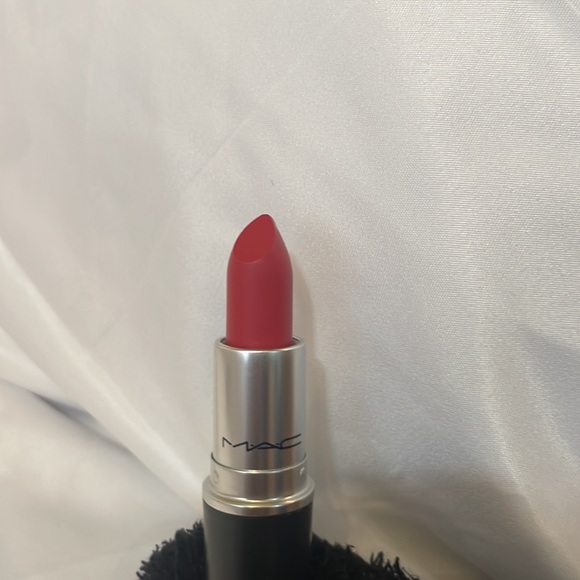 MAC COSMETICS SEE SHEER LIPSTICK - Picture 4 of 4